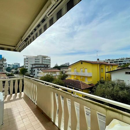 Appartamento Al Faro I Terracerelax&Parking Lignano Sabbiadoro Exteriör bild